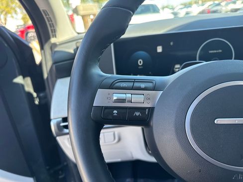 Used 2025 Hyundai Tucson SEL image 16