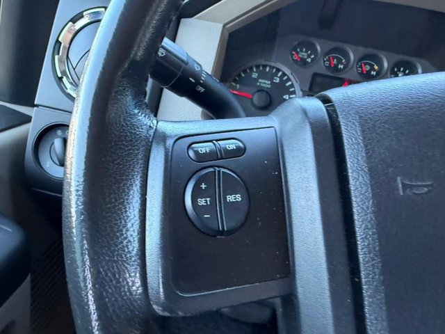 Used 2010 Ford F250 4x4 Crew Cab Super Duty image 12