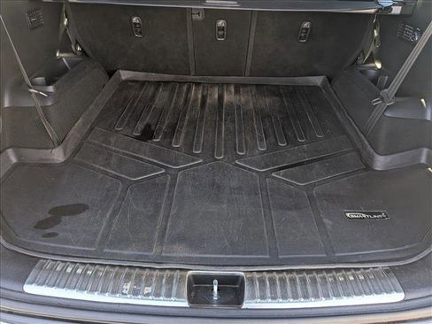 Used 2018 Kia Sorento SX image 6