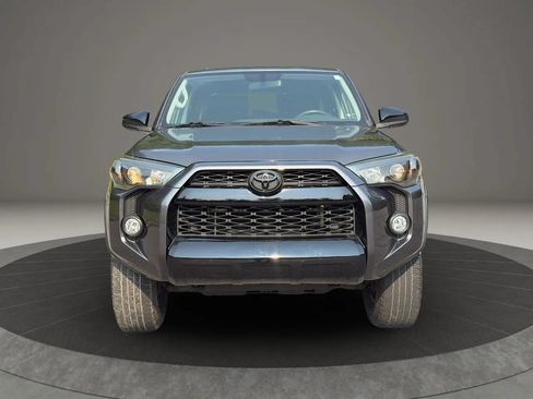 Used 2015 Toyota 4Runner SR5 RWD image 2