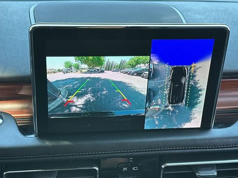 Used 2022 Lincoln Aviator Grand Touring w/ Class IV Trailer Tow Package AWD/4WD image 24
