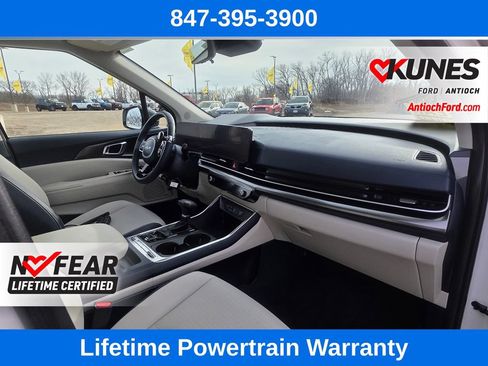 Used 2025 Kia Carnival SX Prestige FWD image 41