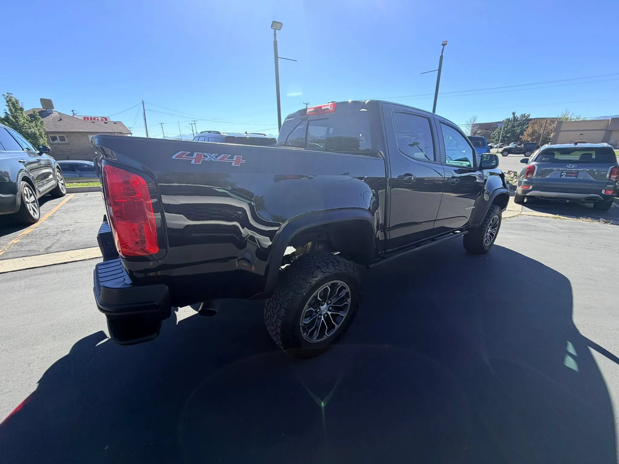 Used 2021 Chevrolet Colorado ZR2 AWD/4WD image 3