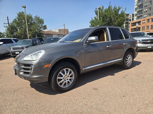 Used 2009 Porsche Cayenne AWD/4WD image 4