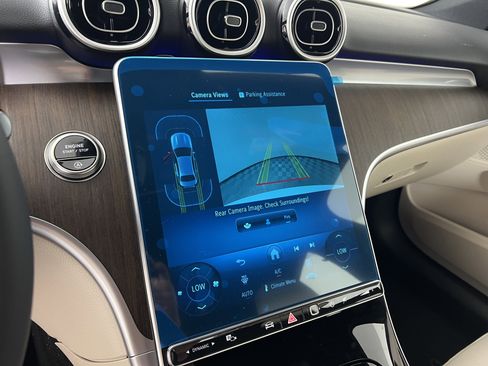 New 2025 Mercedes-Benz C 300 4MATIC Sedan image 31