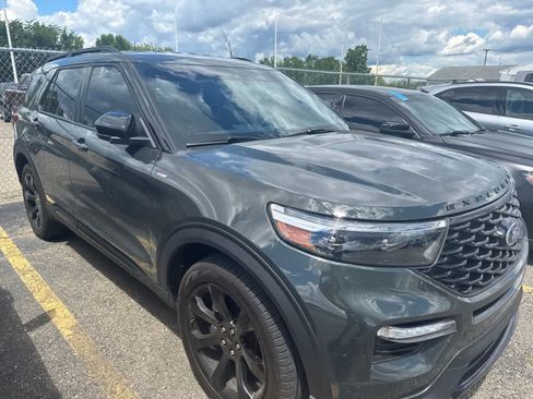 Used 2023 Ford Explorer ST-Line w/ Class IV Trailer Tow Package AWD/4WD image 28