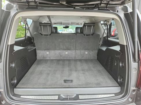 Used 2018 Chevrolet Suburban LT w/ Luxury Package AWD/4WD image 58