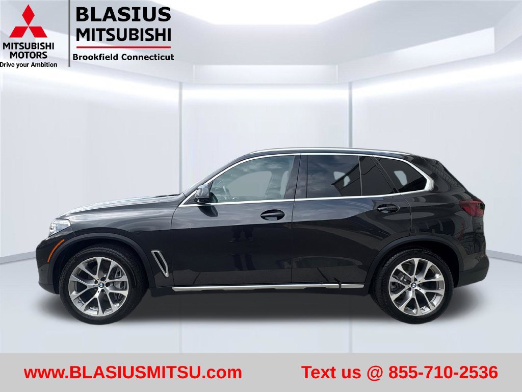 Used 2020 BMW X5 xDrive50i w/ Executive Package AWD/4WD image 13