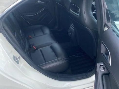 Used 2018 Mercedes-Benz CLA 250 image 13