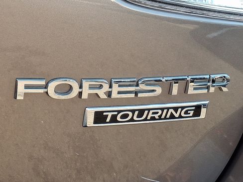 Certified 2023 Subaru Forester Touring AWD/4WD image 30