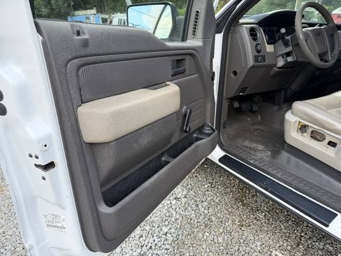 Used 2010 Ford F150 XLT RWD image 11