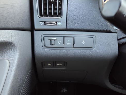 Used 2012 Hyundai Sonata GLS image 22