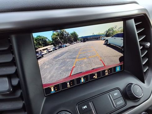 Used 2023 GMC Acadia AT4 w/ Technology Package AWD/4WD image 37