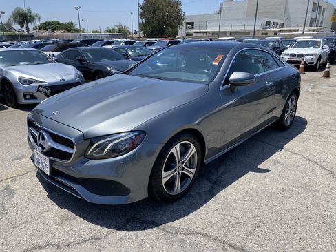 Used 2018 Mercedes-Benz E 400 Coupe image 2