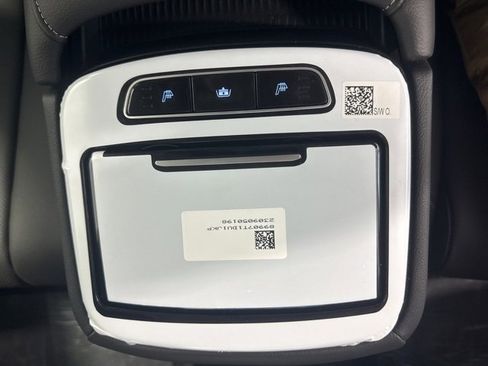 Used 2024 Genesis G80 2.5T w/ Advanced Package image 20