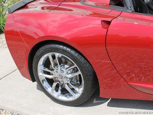 Used 2014 Chevrolet Corvette Stingray Convertible w/ 3LT Preferred Equipment Group RWD image 26