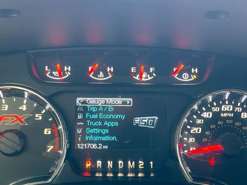 Used 2014 Ford F150 FX4 w/ Equipment Group 402A Luxury AWD/4WD image 15