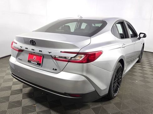 New 2026 Toyota Camry LE image 7