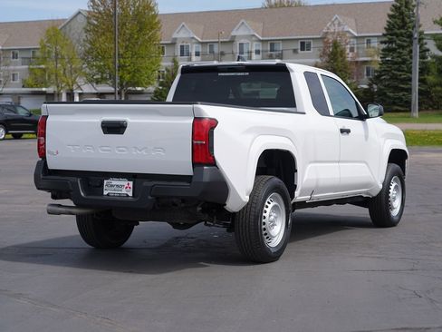 Used 2024 Toyota Tacoma SR RWD image 3