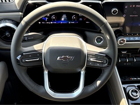 Used 2026 Chevrolet Colorado ZR2 image 12