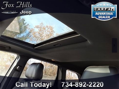 Used 2015 Jeep Grand Cherokee Limited image 15