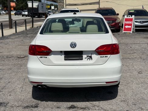 Used 2013 Volkswagen Jetta SE FWD image 7