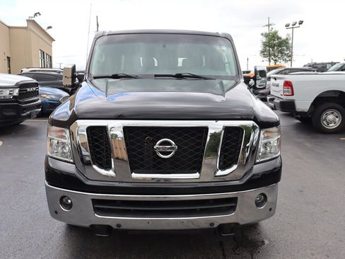 Used 2020 Nissan NV 3500 SL RWD image 3
