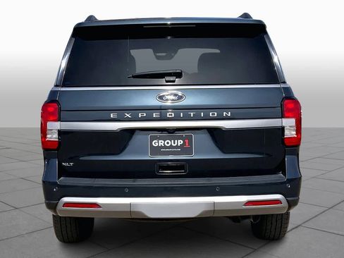 Certified 2023 Ford Expedition XLT image 5
