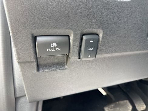 Used 2024 Ford F250 Platinum image 18