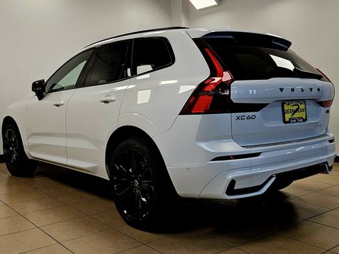 New 2026 Volvo XC60 B5 Ultra w/ Climate Package image 6
