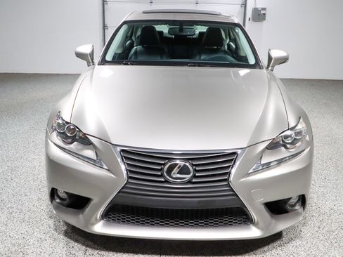 Used 2014 Lexus IS 350 w/ Navigation Package RWD image 4
