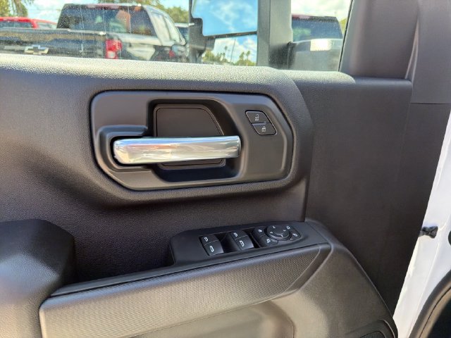 New 2026 Chevrolet Silverado 2500 Custom w/ Custom Value Package AWD/4WD image 17