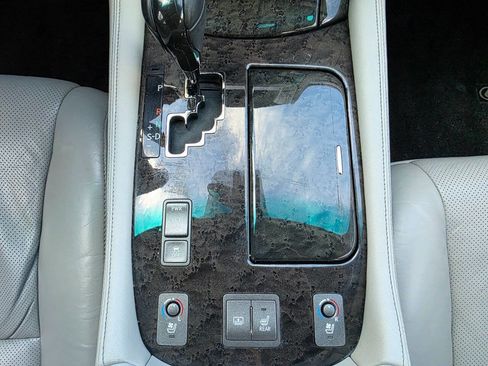 Used 2012 Lexus LS 460 image 26