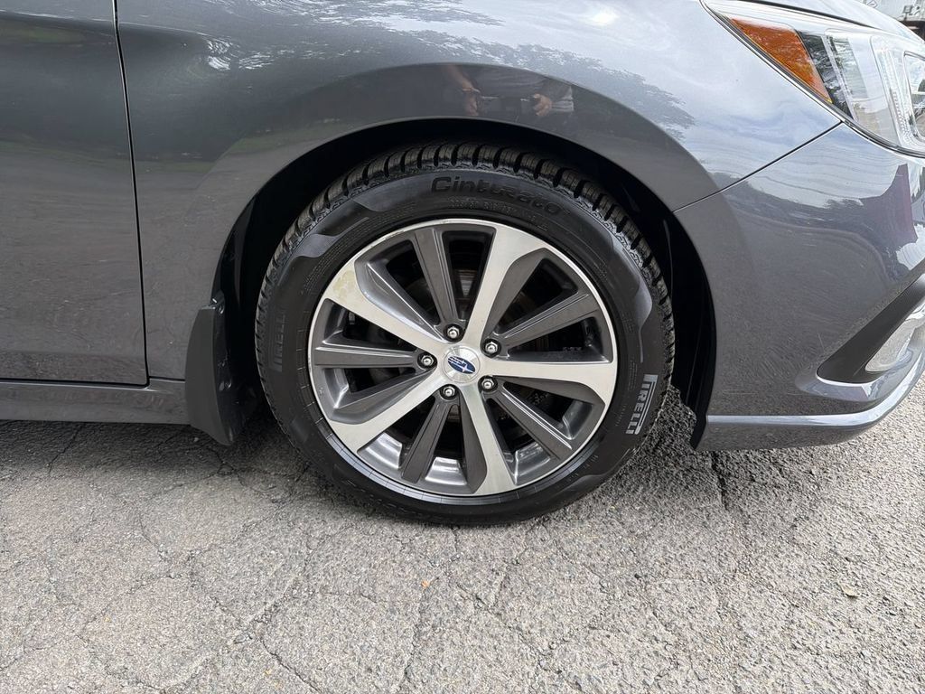Used 2019 Subaru Legacy 2.5i Limited AWD/4WD image 12