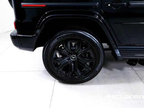 Used 2025 Mercedes-Benz G 63 AMG 4MATIC image 31