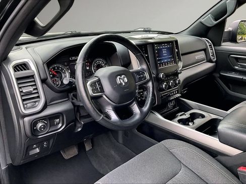 Used 2020 RAM 1500 Big Horn AWD/4WD image 17