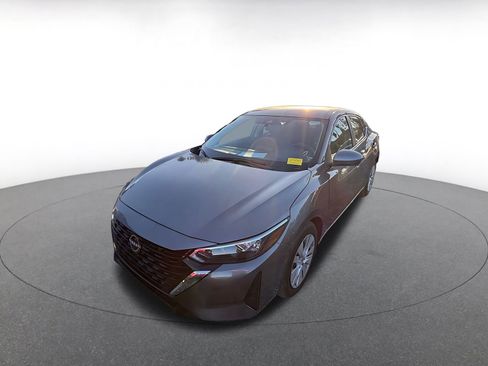 Used 2025 Nissan Sentra S image 3