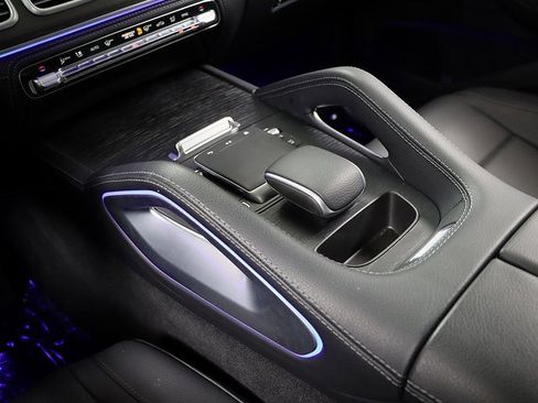 Certified 2025 Mercedes-Benz GLE 450 4MATIC image 26