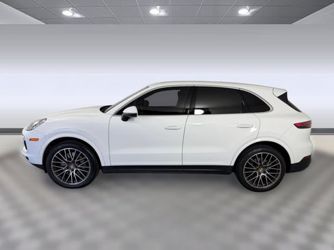 Used 2019 Porsche Cayenne S AWD/4WD image 2