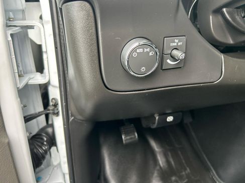 Used 2023 GMC Savana 2500 w/ Driver Convenience Package image 22