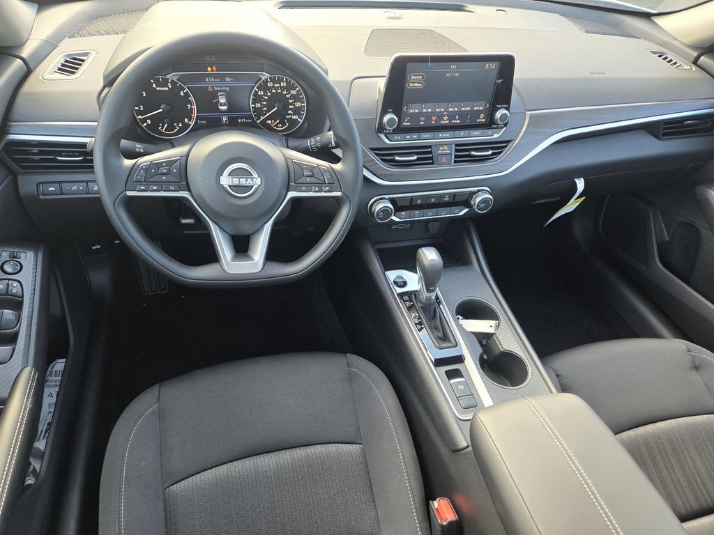 New 2026 Nissan Altima 2.5 SV AWD/4WD image 10
