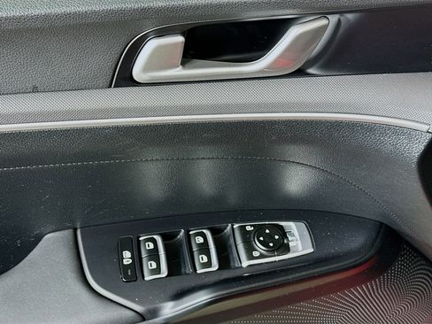 Used 2025 Kia K5 LXS image 15