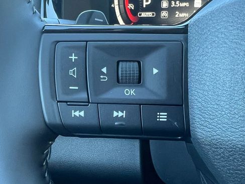 New 2026 Nissan Pathfinder SL AWD/4WD image 19