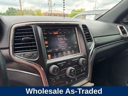 Used 2014 Jeep Grand Cherokee Limited AWD/4WD image 12
