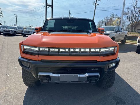 Used 2024 GMC Hummer EV 2X w/ Extreme Off-Road Package AWD/4WD image 8
