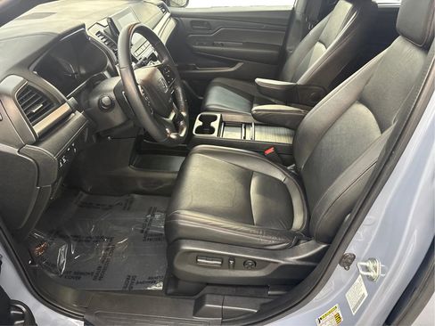 Used 2023 Honda Odyssey Sport image 13