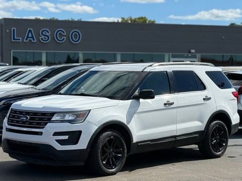 Used 2017 Ford Explorer 4WD image 1
