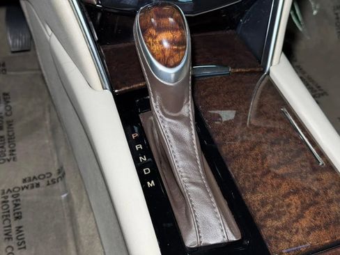 Used 2013 Cadillac XTS Luxury image 43