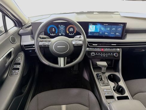 Used 2025 Hyundai Sonata SE FWD image 23