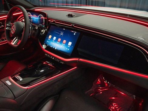 New 2026 Mercedes-Benz E 53 AMG e 4MATIC Sedan image 15